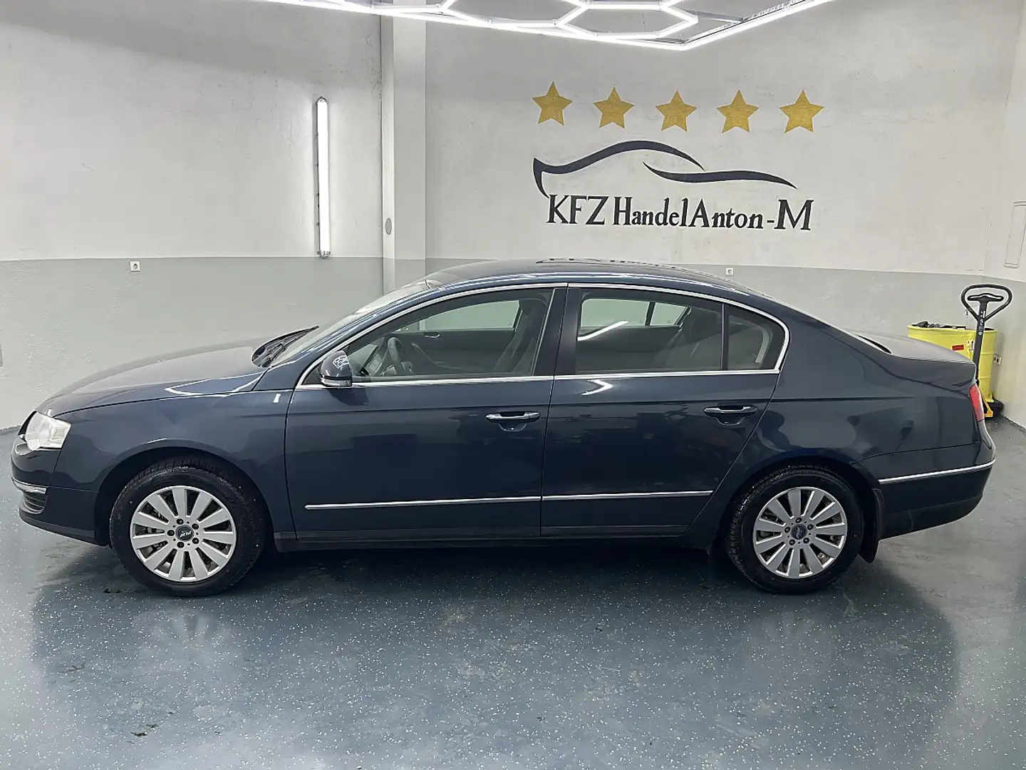 Volkswagen Passat 1,9 TDI *SOFORT FINANZIERUNG & EINTAUSCH MÖGLICH* Blau - 2