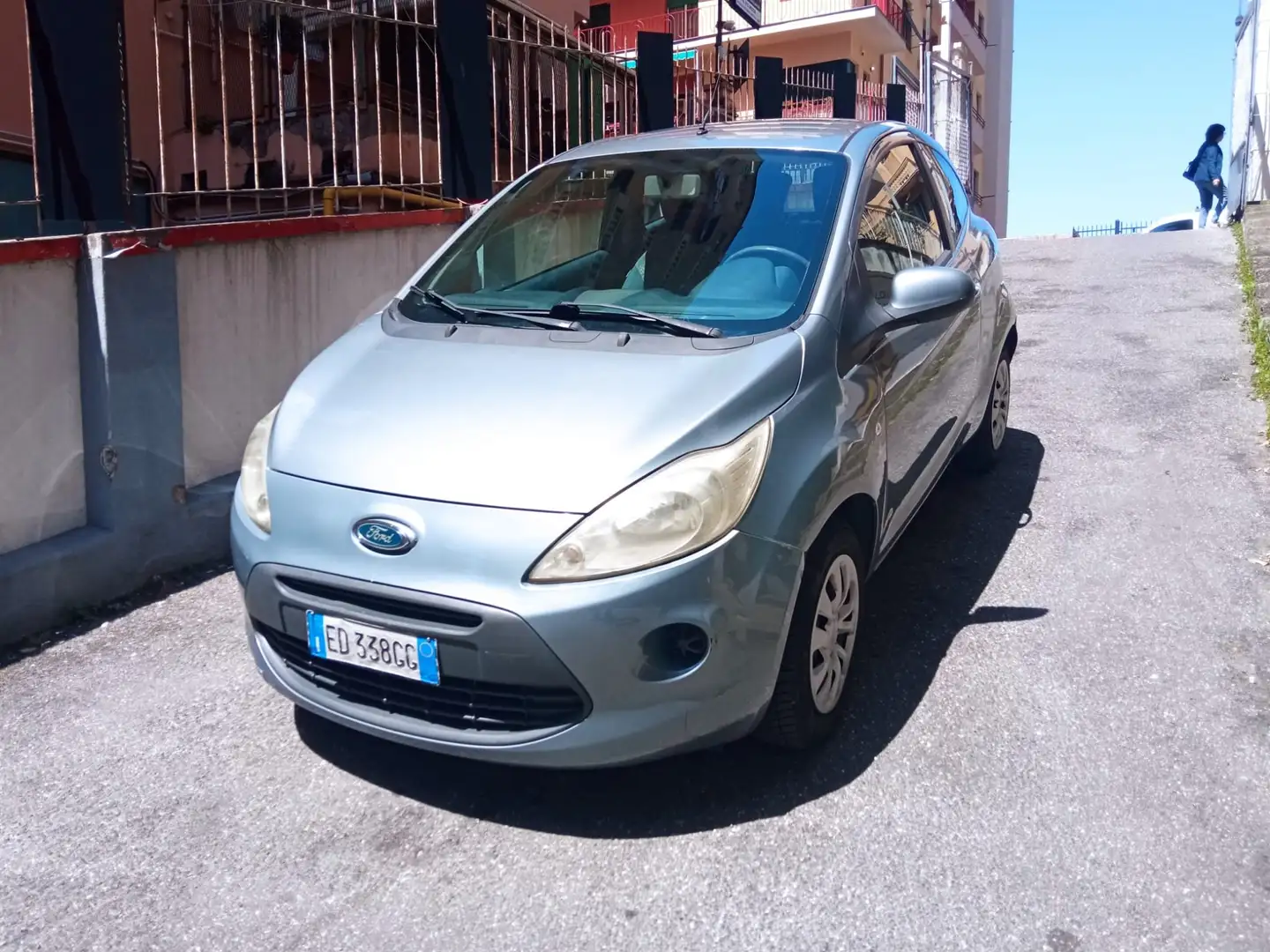 Ford Ka/Ka+ Ka 1.2 Titanium 69cv Gris - 1