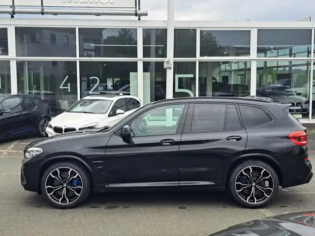 BMW X3 M view 6