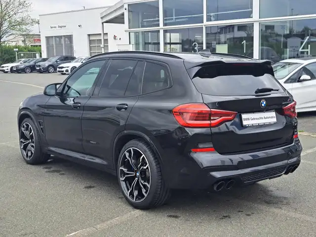BMW X3 M view 5
