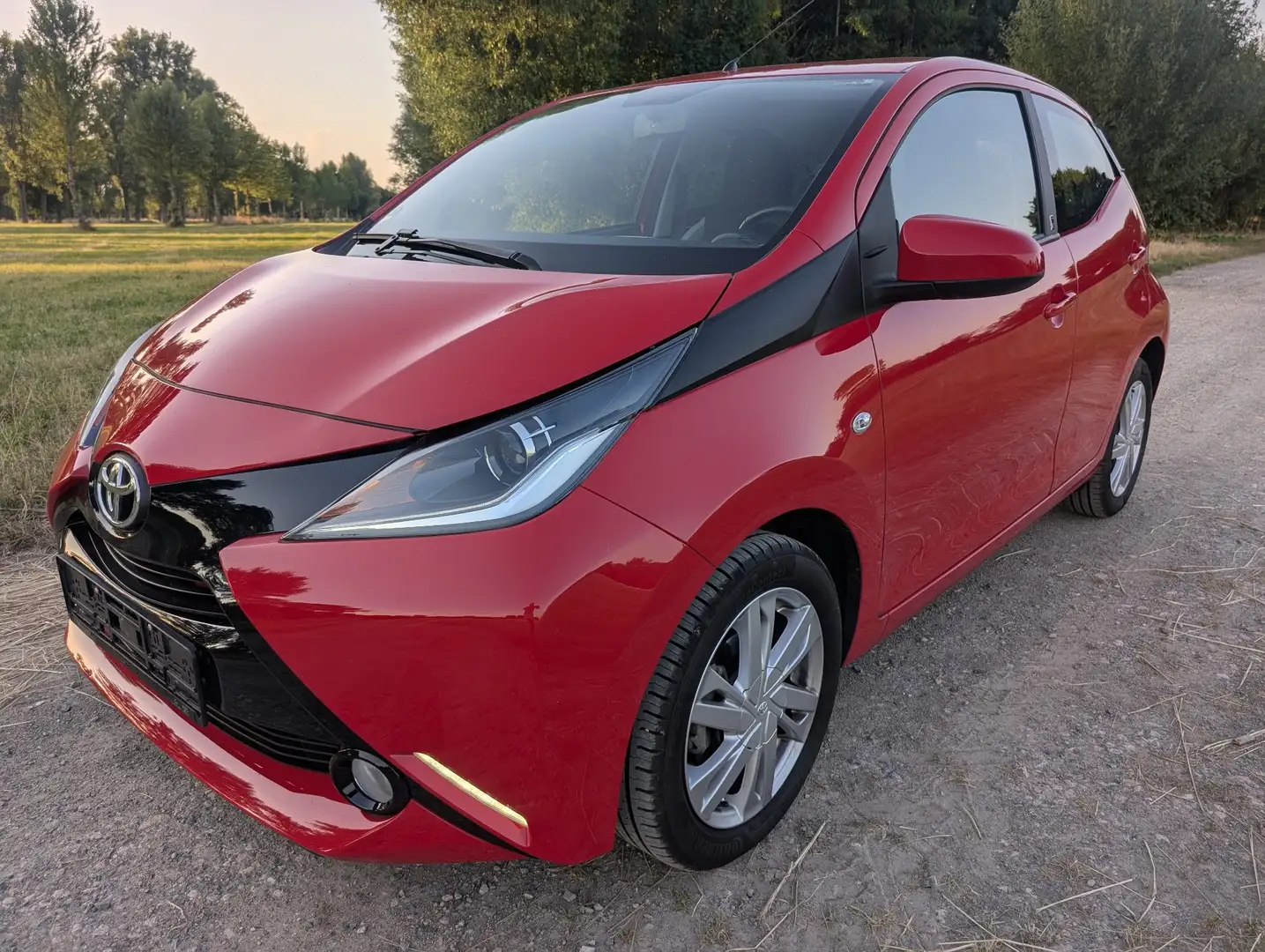 Toyota Aygo x-play Team Deutschland - 1