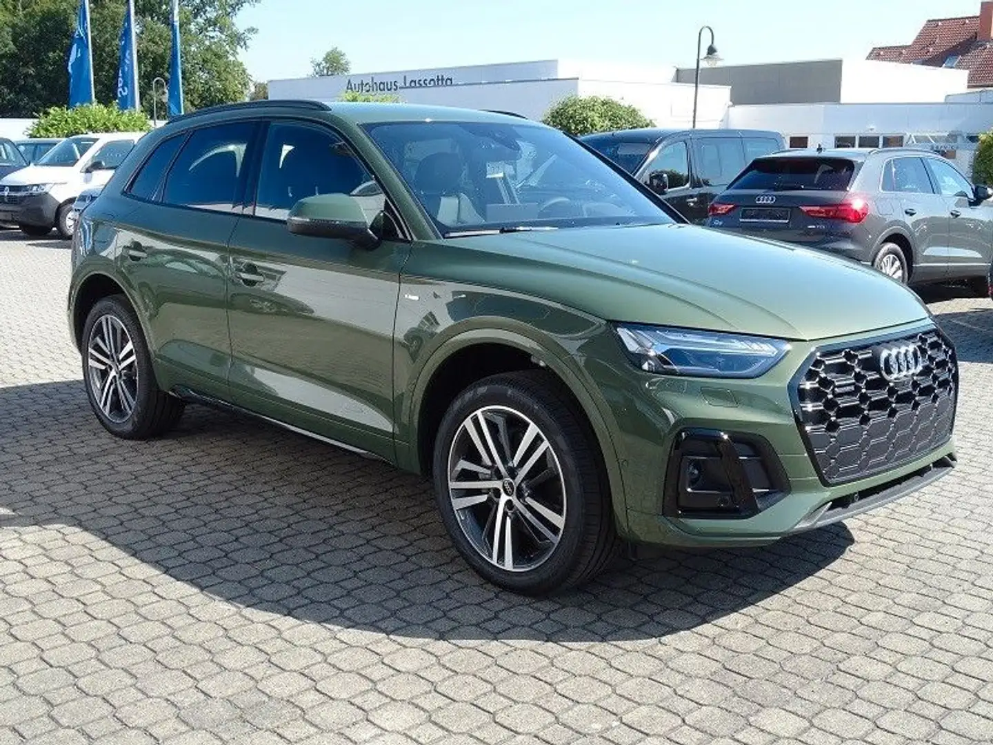 Audi Q5 40 TDI S Line quattro - AHZV / Magnetic Ride Grün - 2