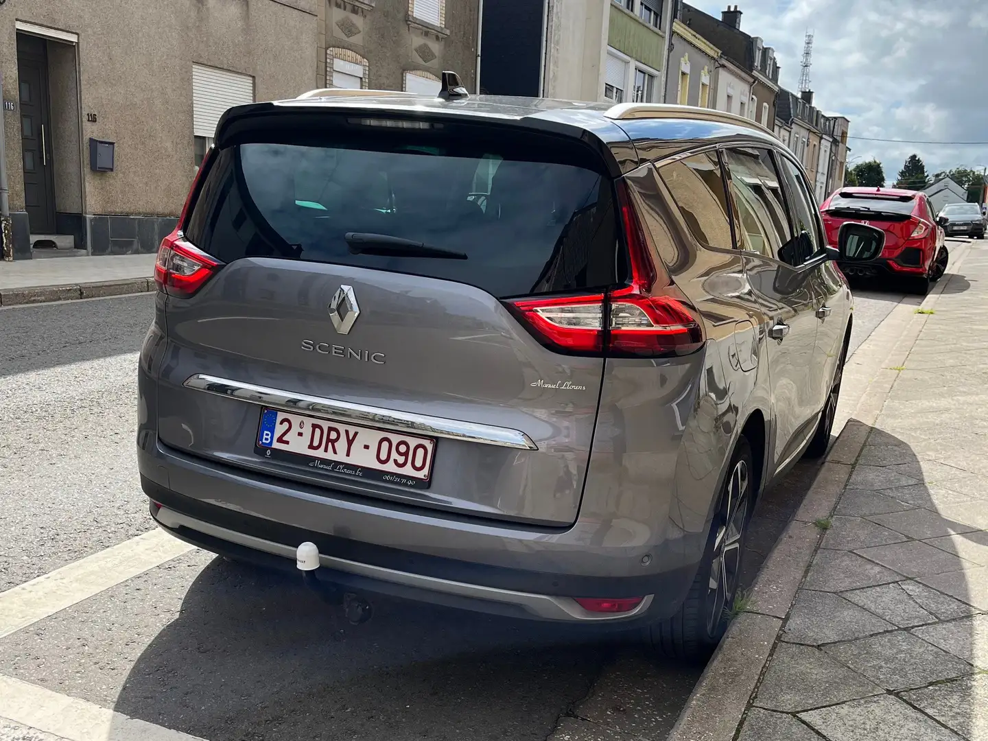 Renault Grand Scenic Grand Scénic 1.33 TCe Techno EDC GPF 7pl Gris - 2