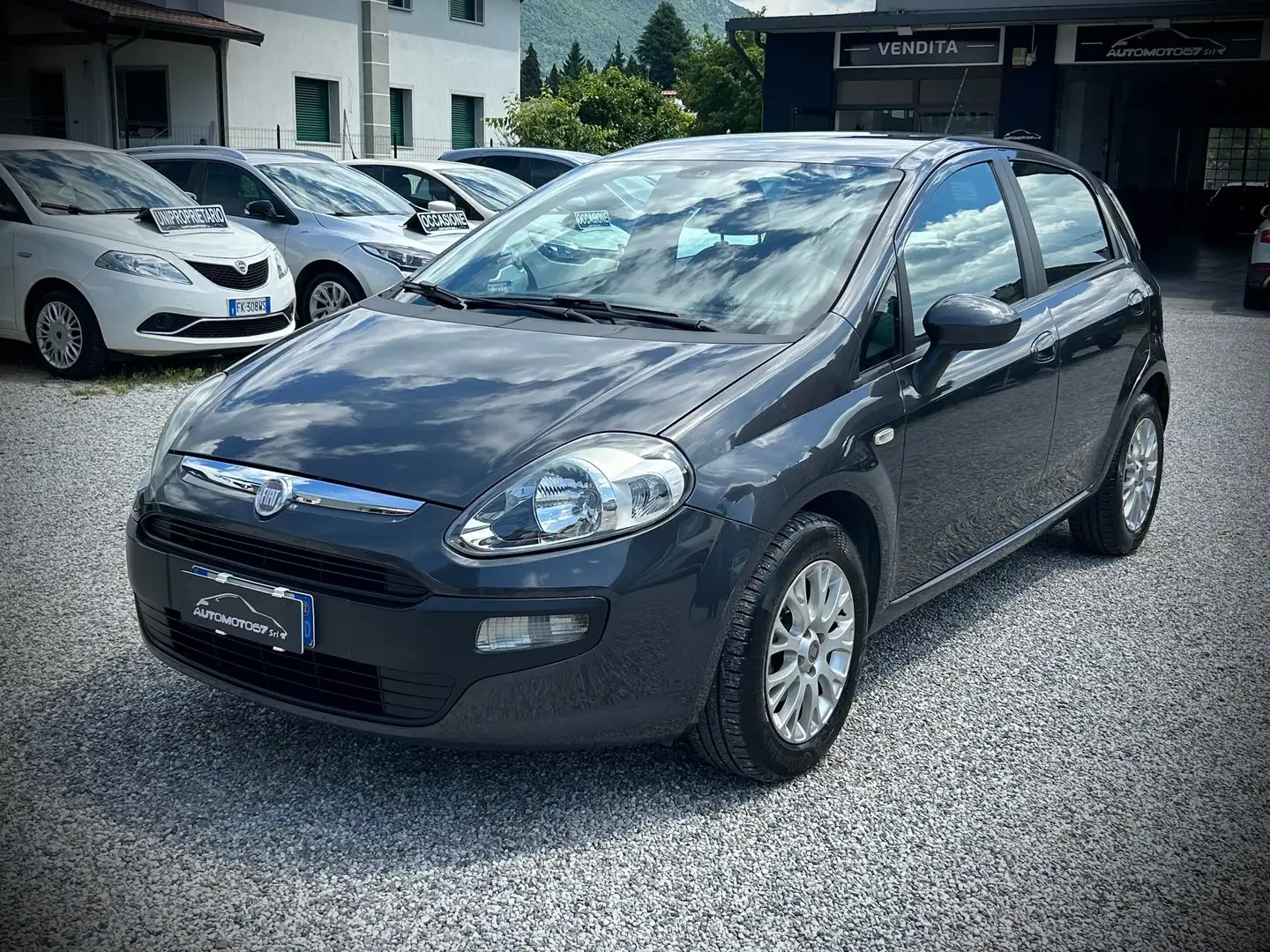 Fiat Punto Evo 5p 1.4 UNIPROPRIETARIO- NEOPATENTATI Gris - 1