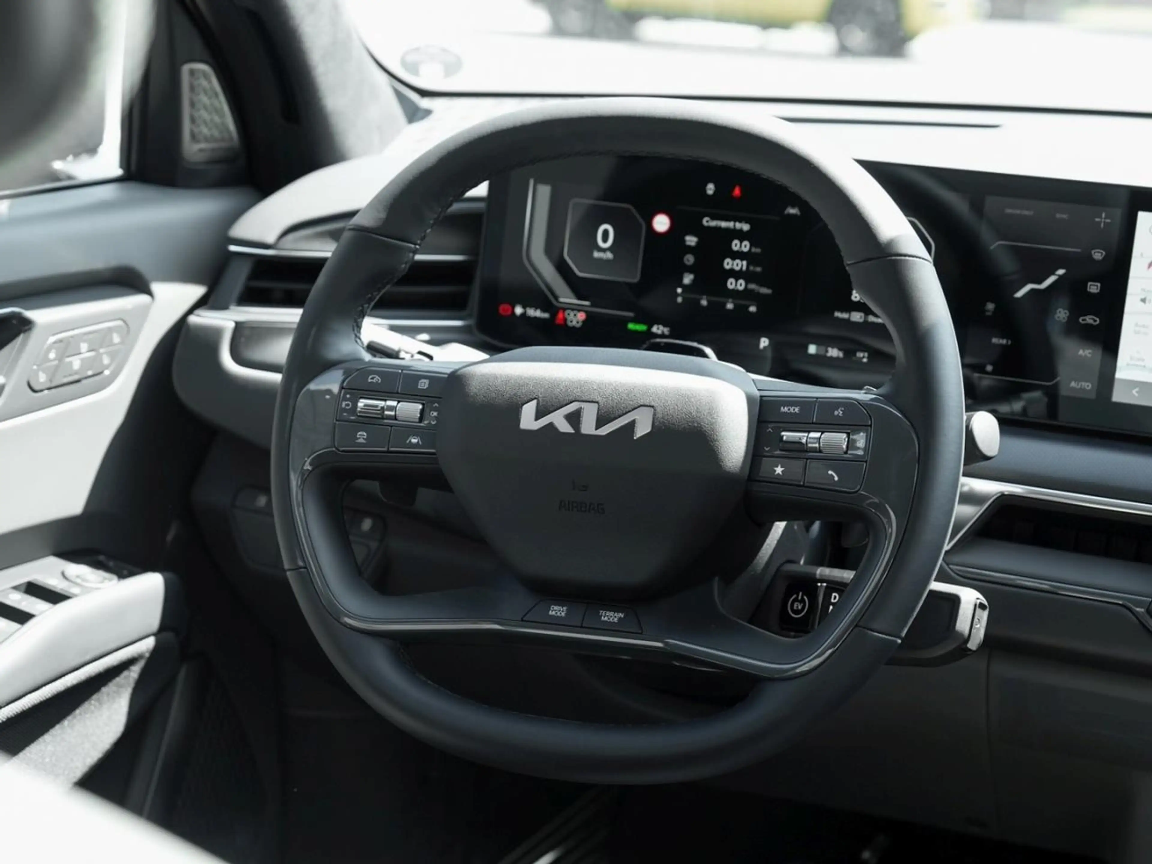 Kia EV9 99,8 kWh AWD GT-Line Panorama 360° ACC AHK — photo 8