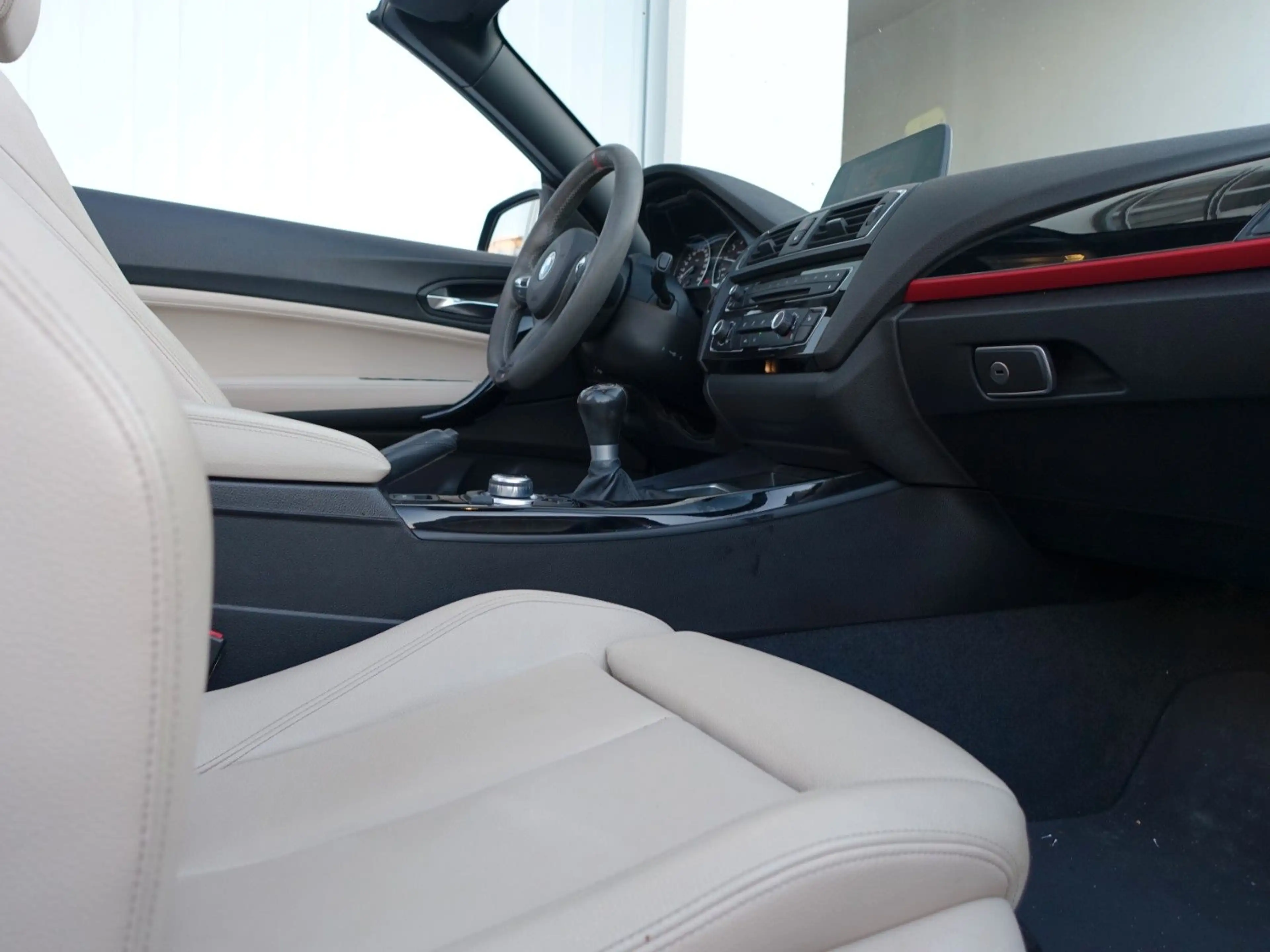 BMW 220 i Cabrio Sport M-LENKRAD/NAVI/XENON — photo 12