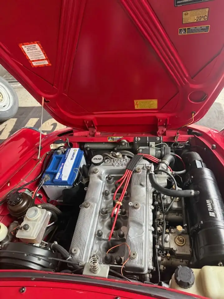 Alfa Romeo Spider 1.6 my90, foto 10