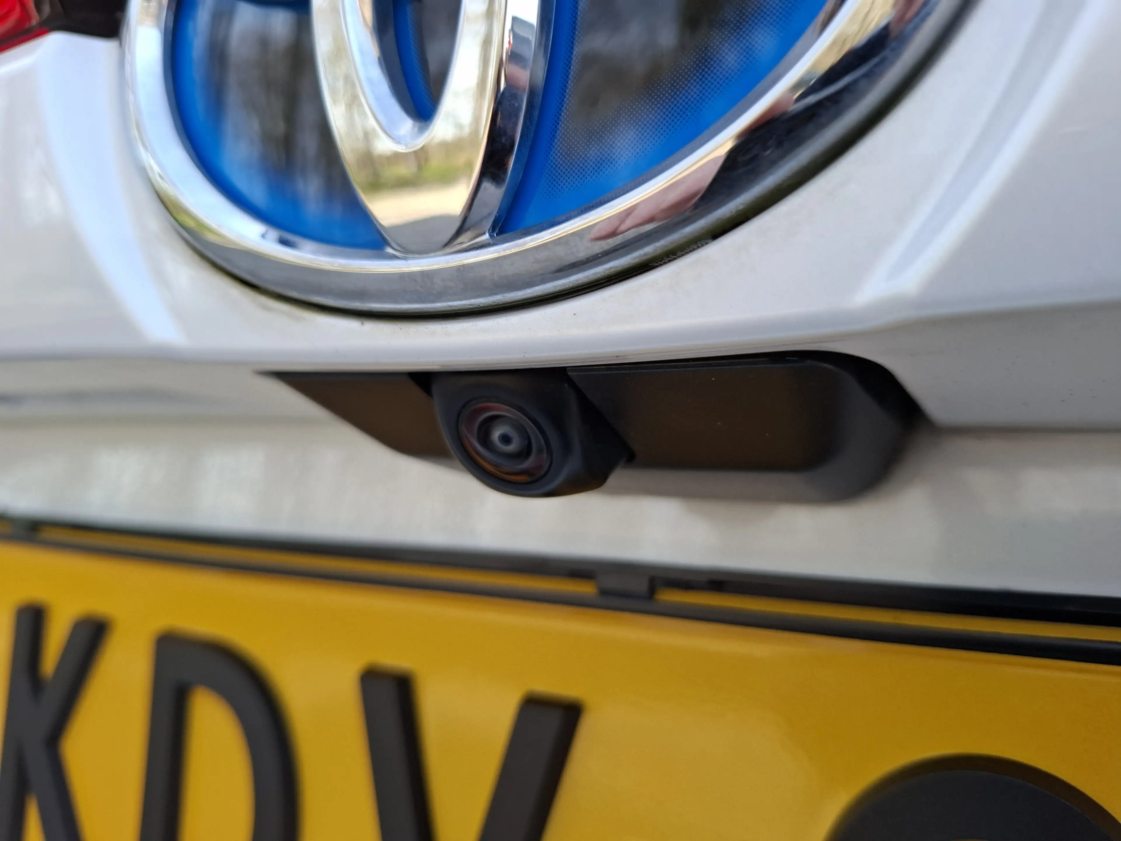 Toyota Mirai WATERSTOF H2 DYNAMIC METALLIC JBL AUDIO APPLE CARP — photo 8