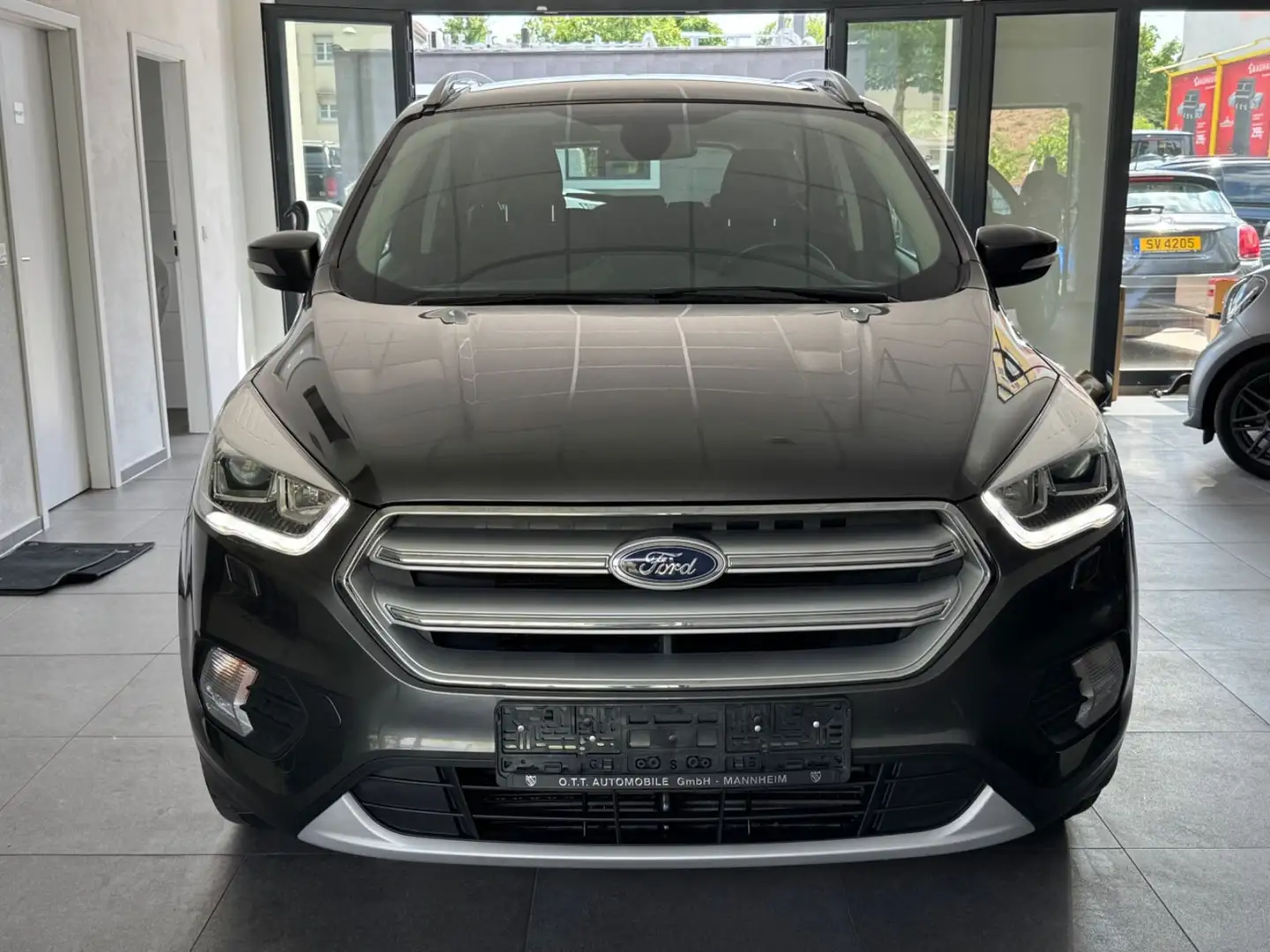 Ford Kuga 2.0 TDCi Cool & Connect-Navi-PDC-SHZ-PDC- Gris - 2