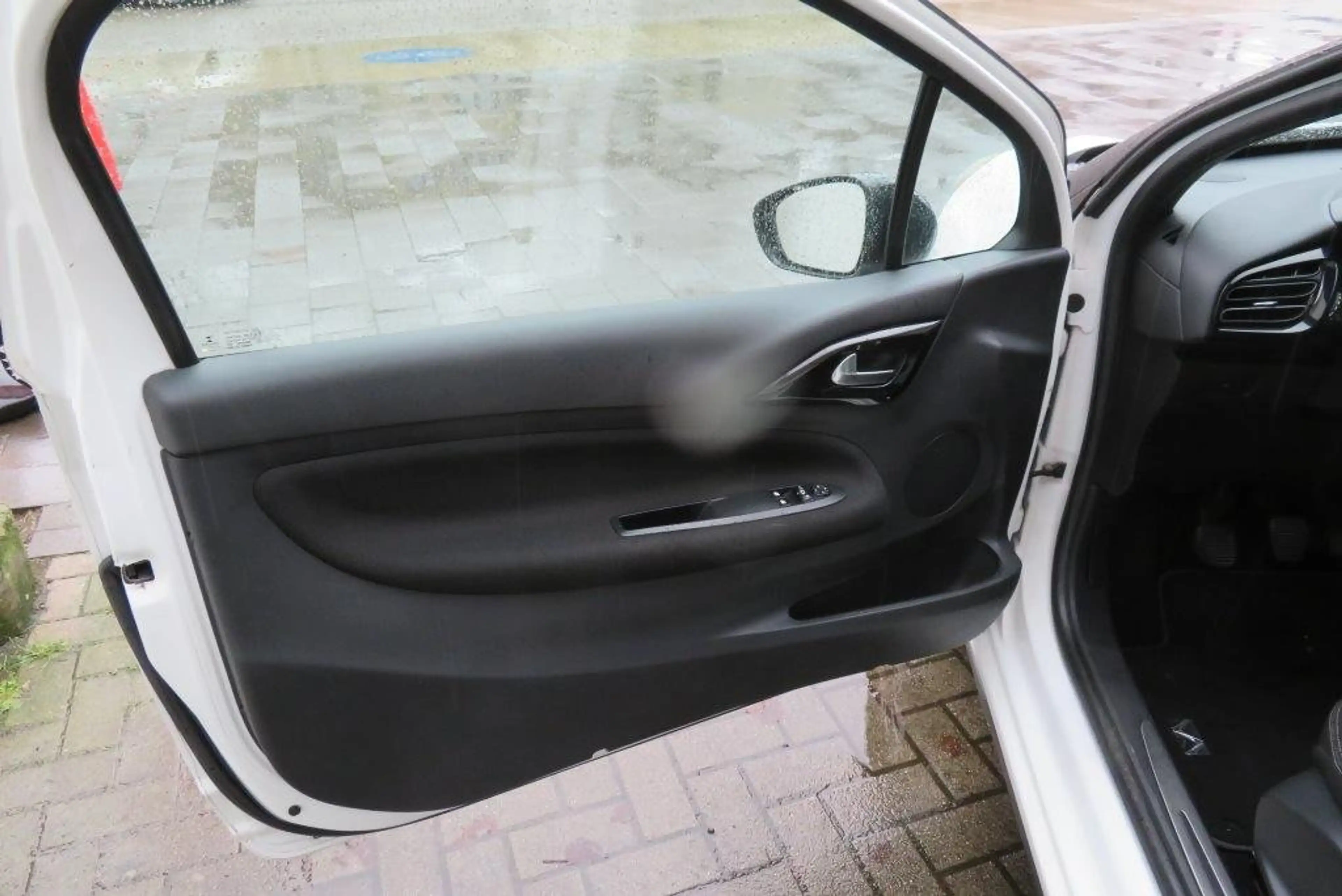 Citroen DS3 DS3 1.2i PureTech So Chic S — photo 15