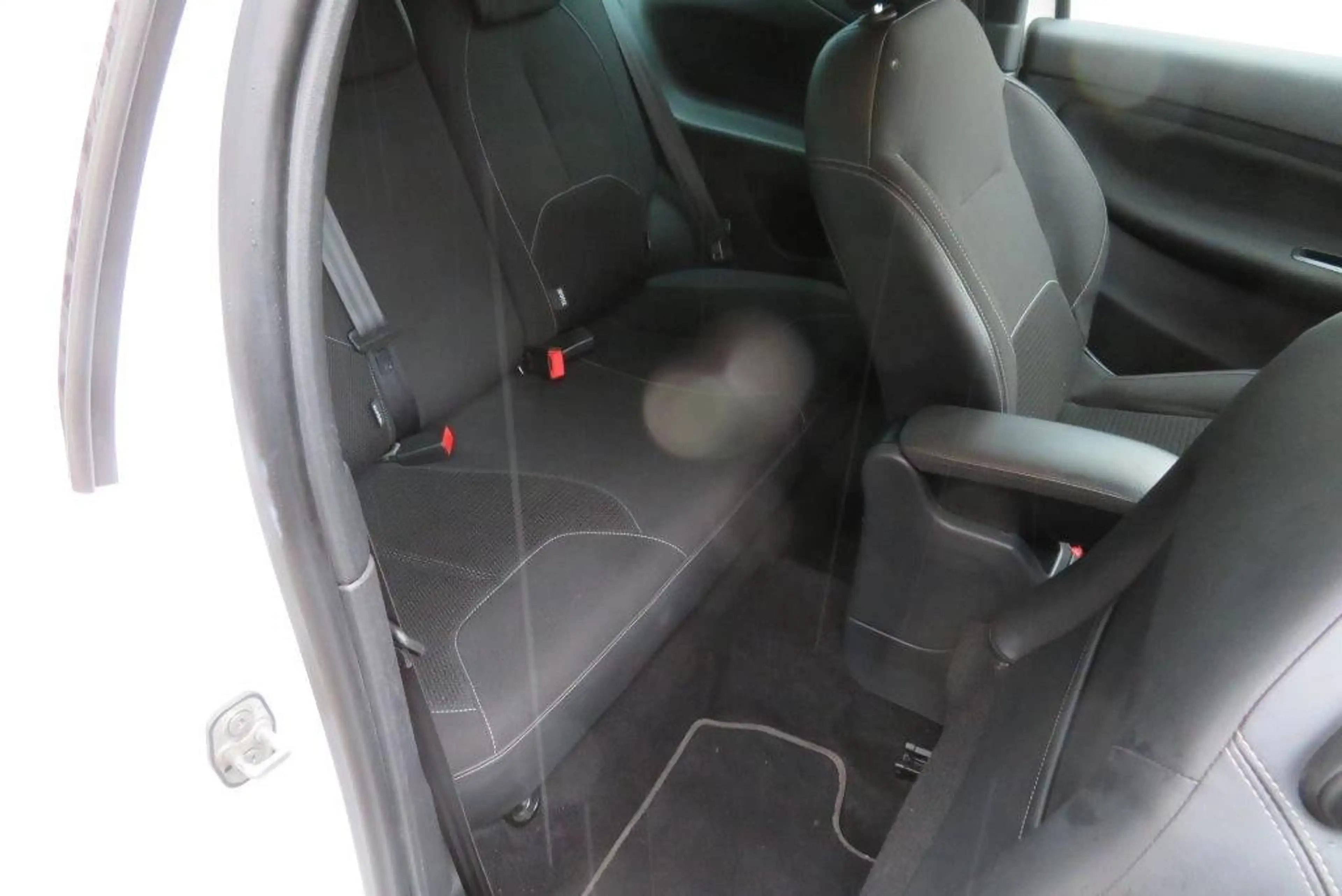 Citroen DS3 DS3 1.2i PureTech So Chic S — photo 10