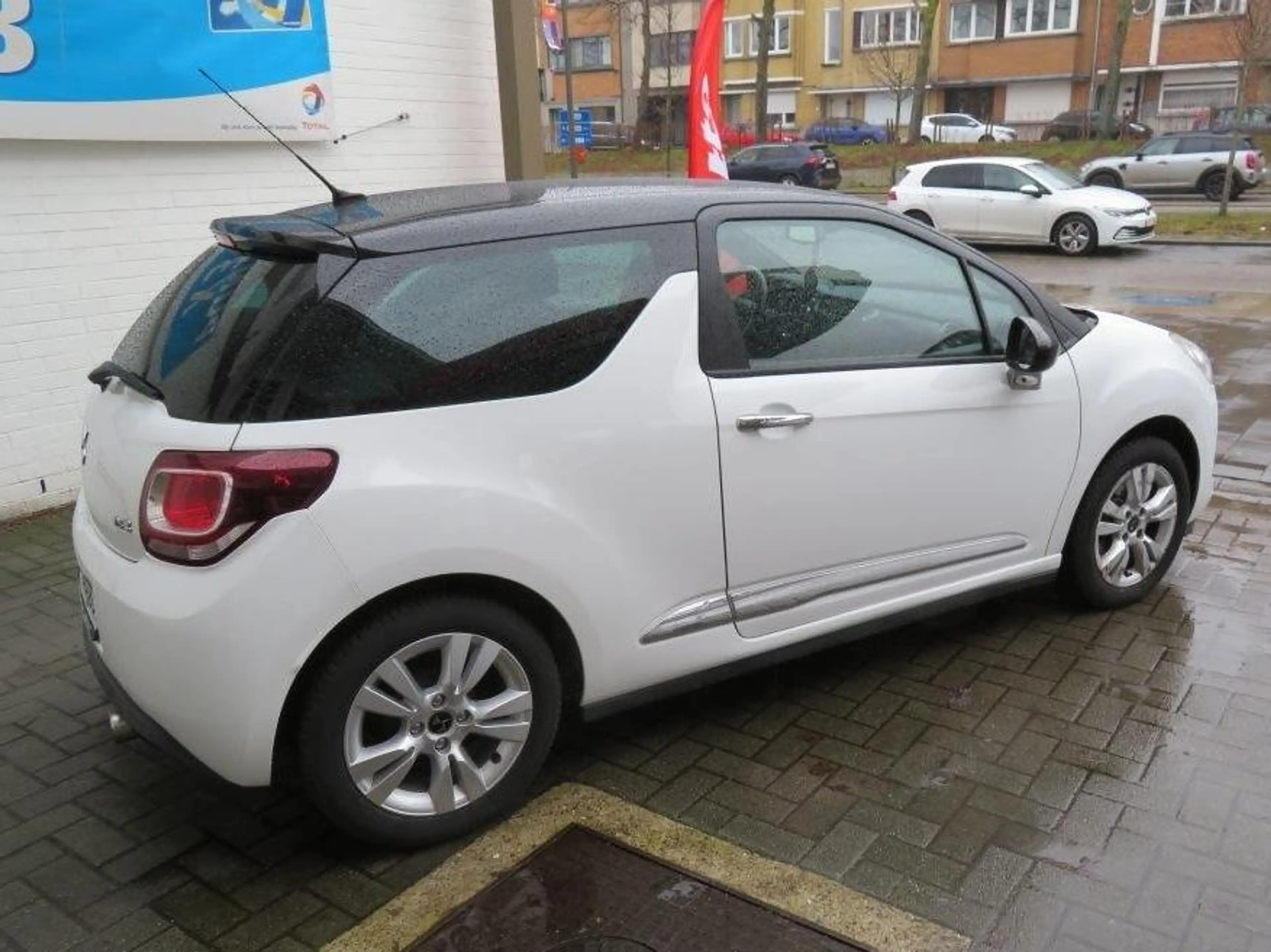 Citroen DS3 DS3 1.2i PureTech So Chic S — photo 6