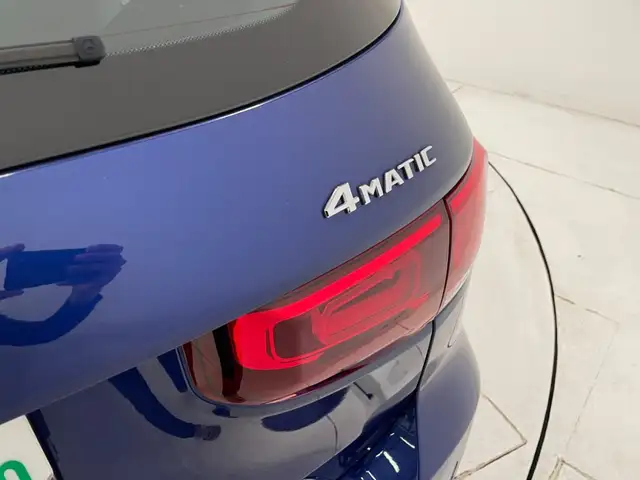Mercedes-Benz GLB view 14