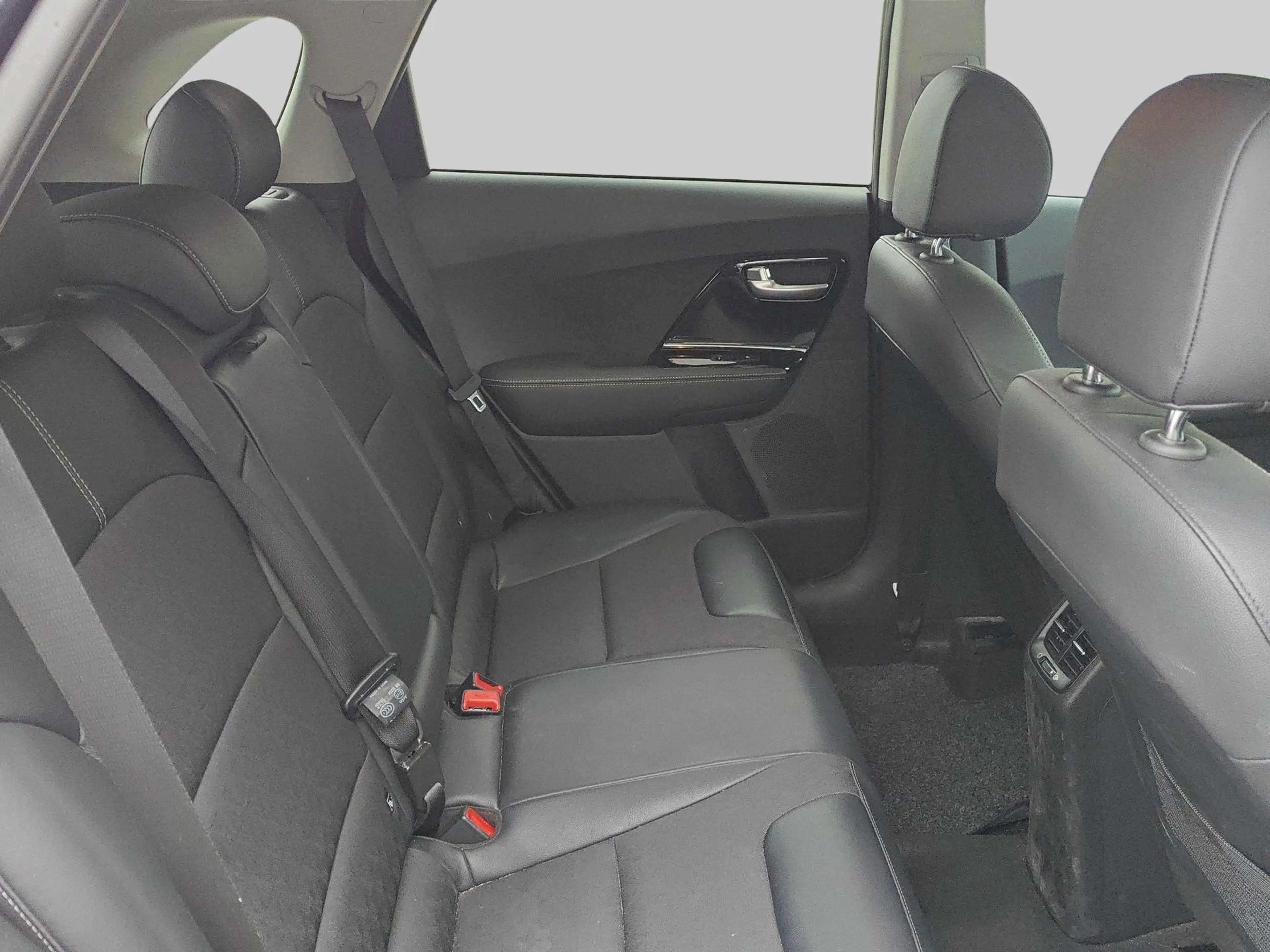 Kia Niro 1.6 GDi Hybrid DynamicLine | Achteruitrijcamera | — photo 14