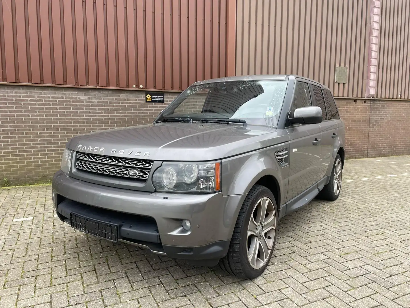 Land Rover Range Rover Sport 5.0 V8 Supercharged Autobiography siva - 1