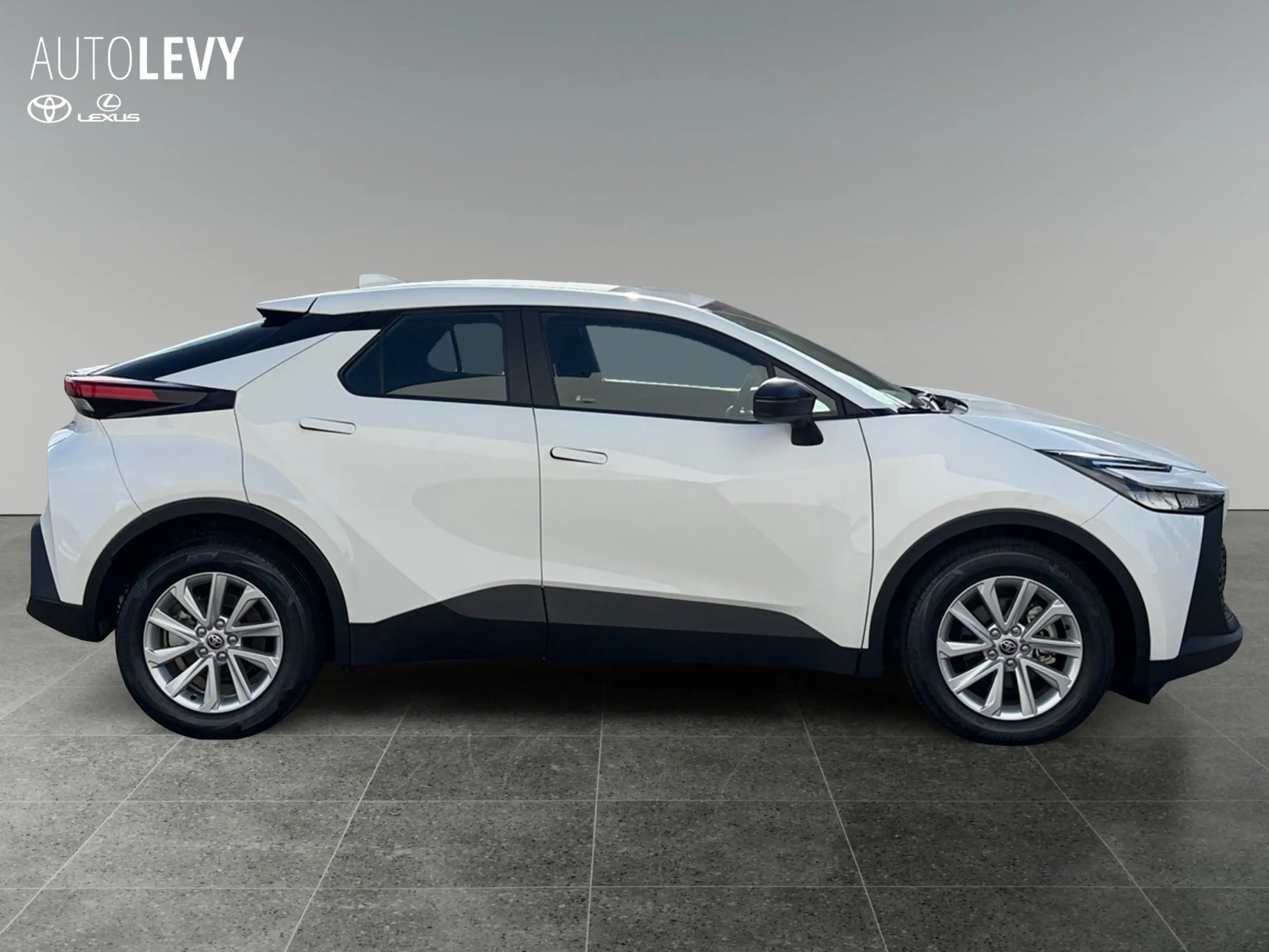 Toyota C-HR 1.8 Flow CARPLAY+LED+KAMERA+DAB+NAVI — photo 7
