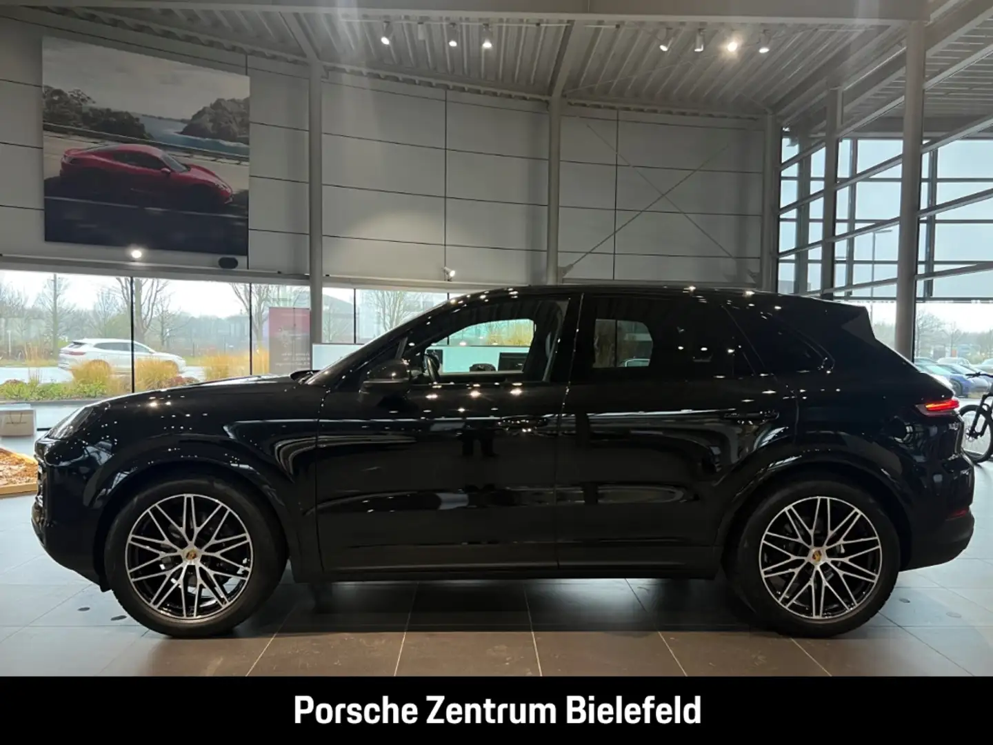 Porsche Cayenne InnoDrive Head-Up Standheizung 21-Zoll Schwarz - 2