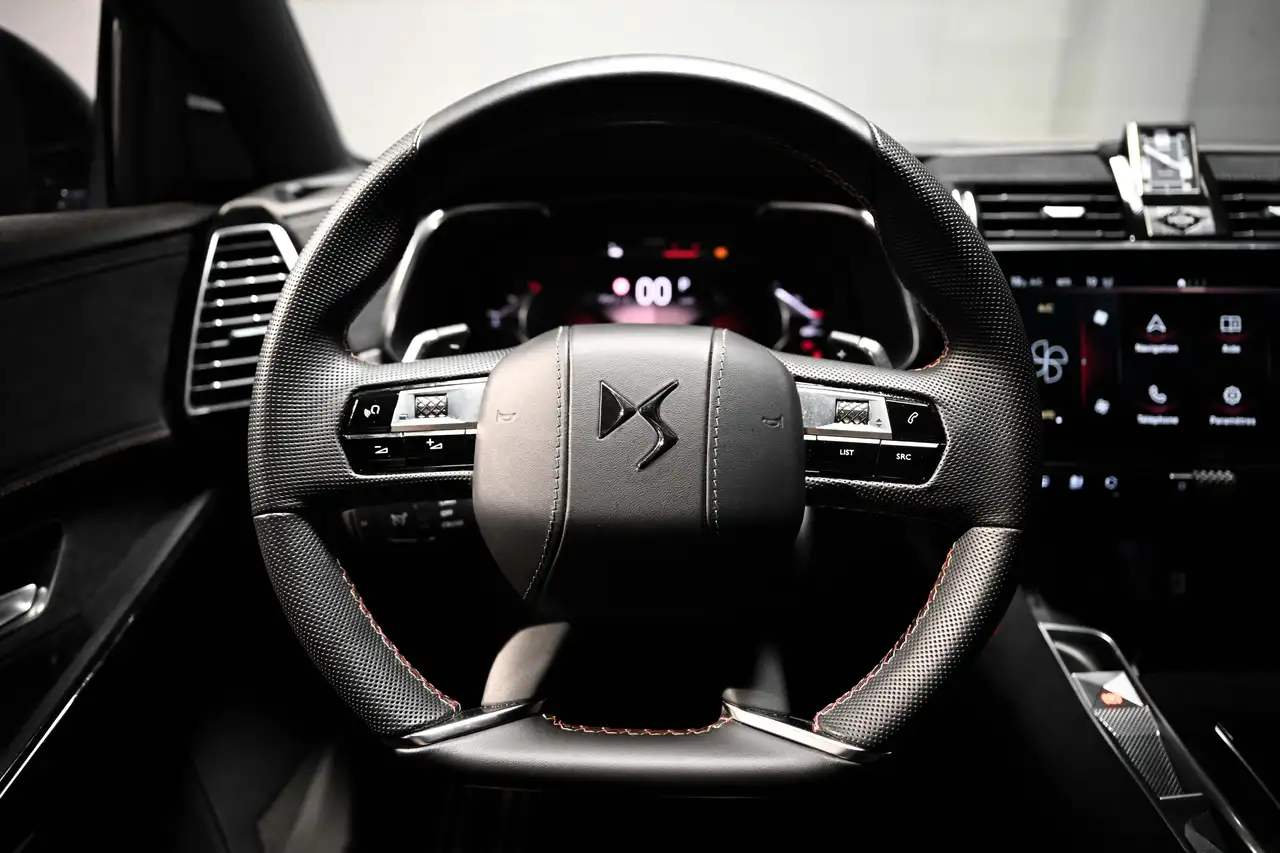 DS Automobiles DS 7 Crossback BLUEHDI 130 AUTO / PALLAS / CAM 360° / 19" 22