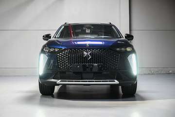 BLUEHDI 130 AUTO / PALLAS / CAM 360° / 19"