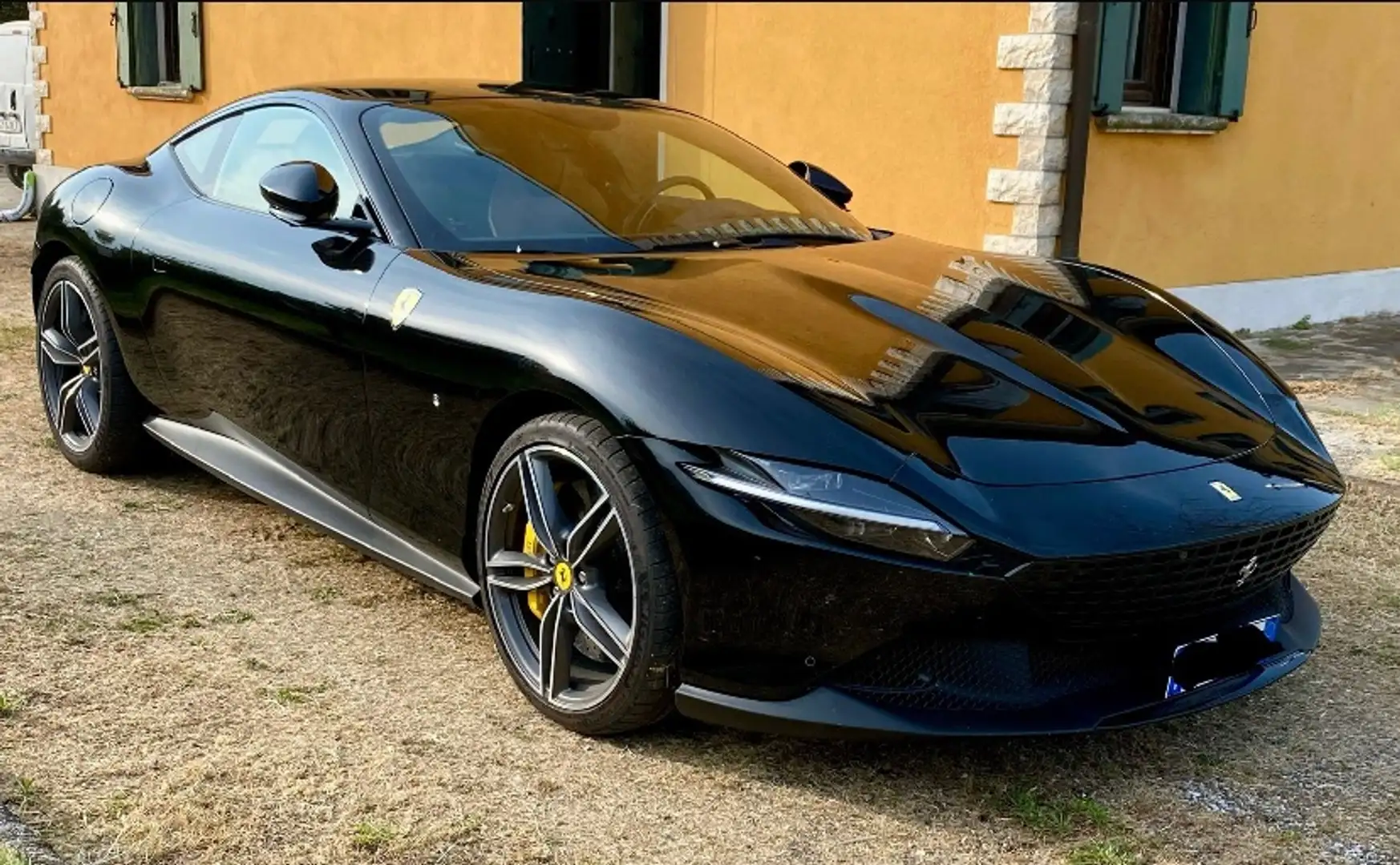 Ferrari Roma Coupe Nero - 1
