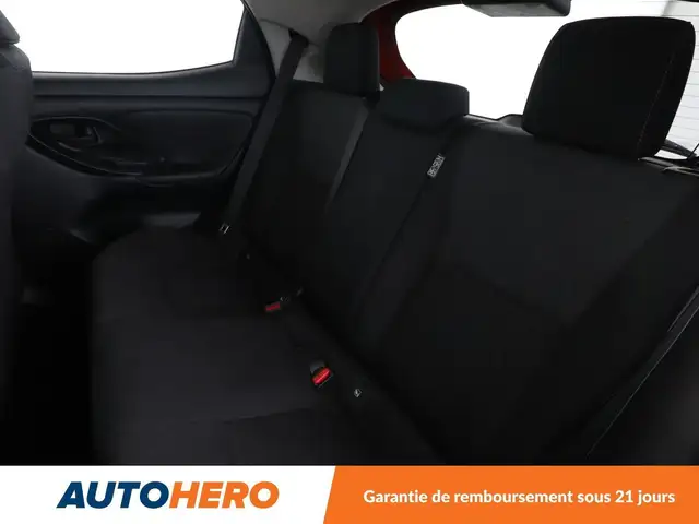 Toyota Yaris view 14