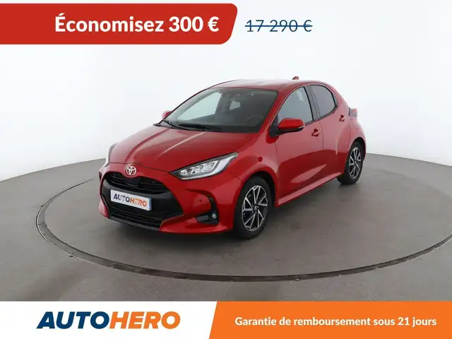 2022 Toyota Yaris in Red for sale