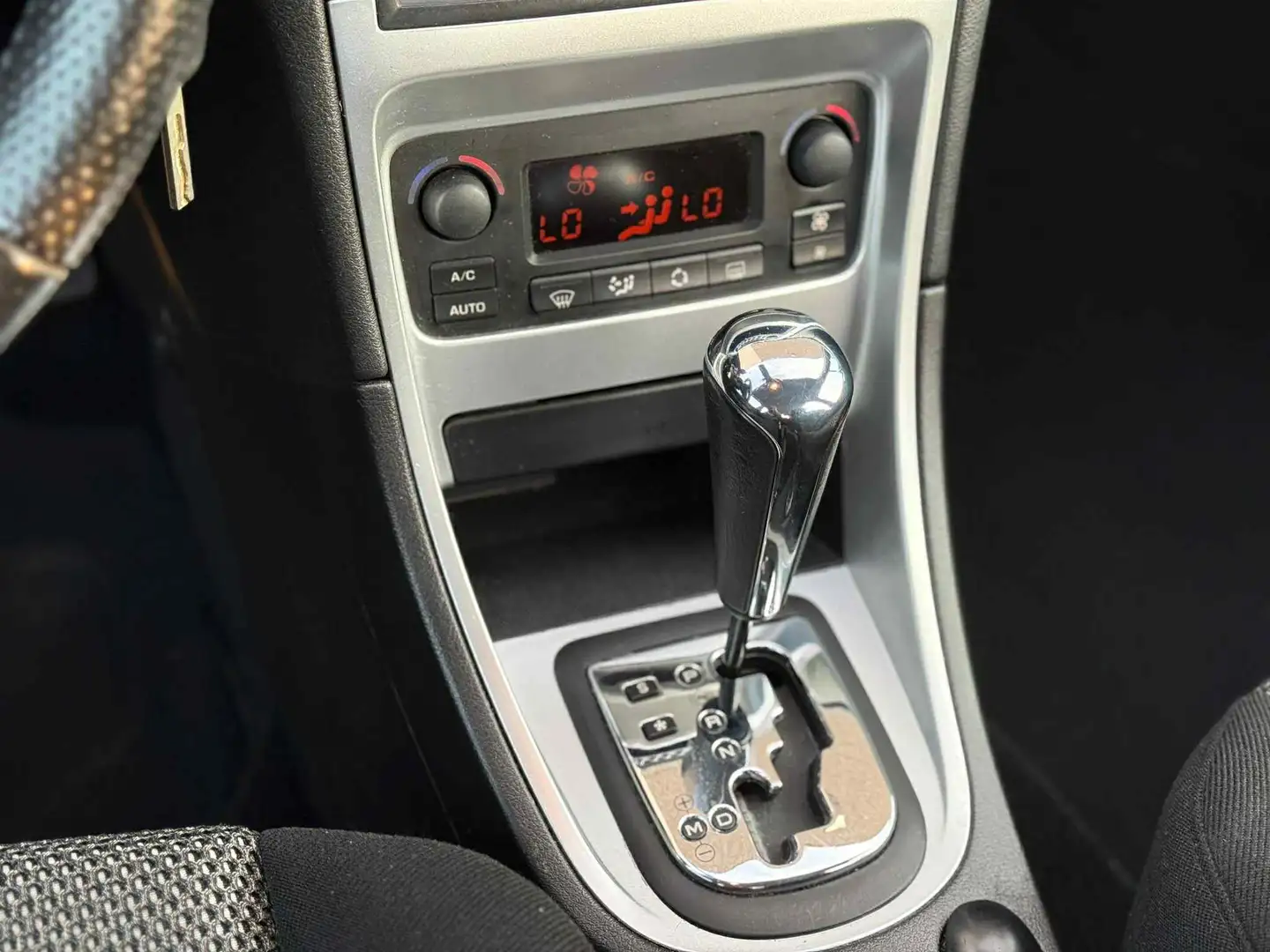 Peugeot 307 1.6i 16v Oxygo - 1