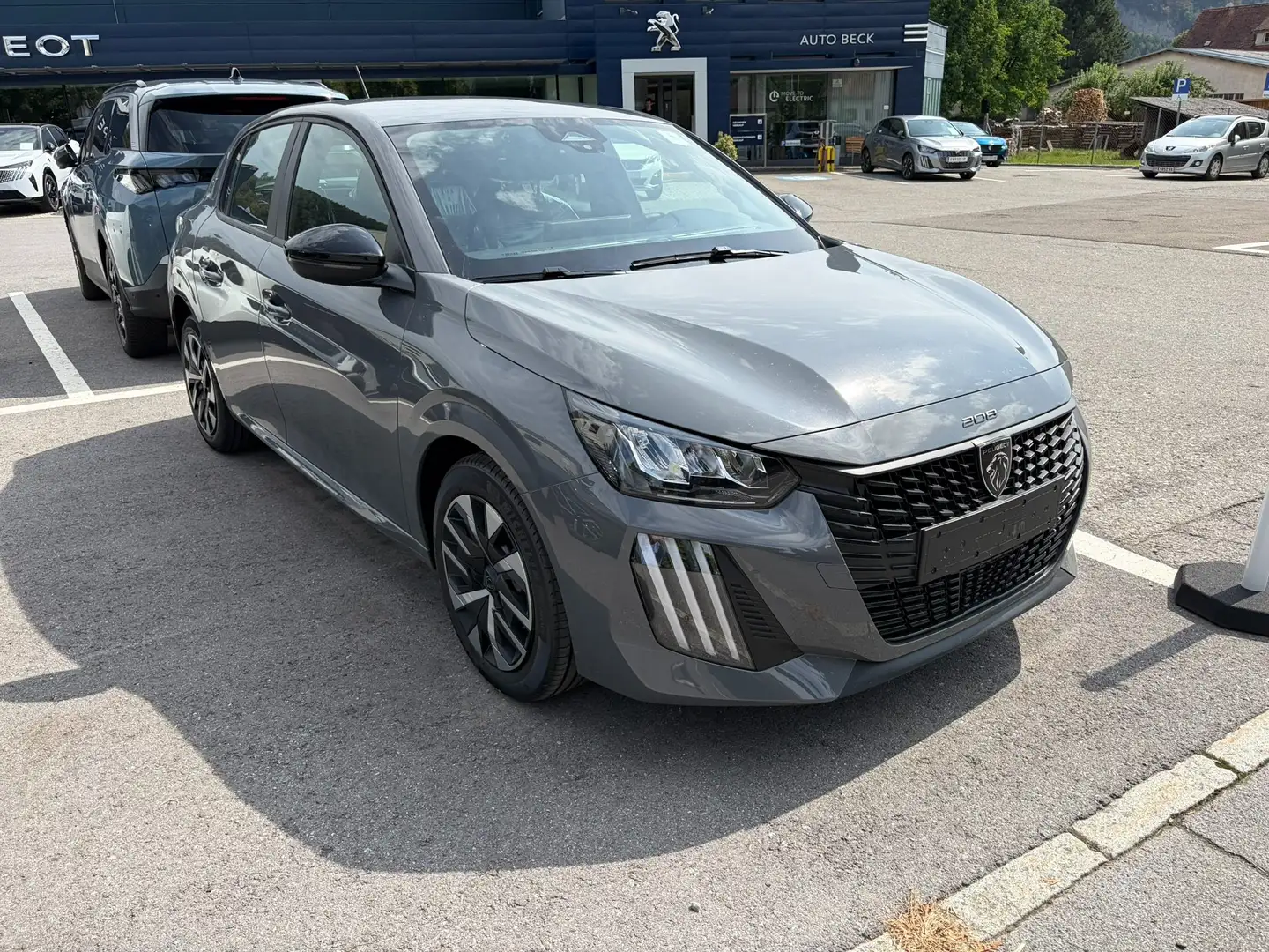 Peugeot 208 Style 100 / Aktion Preis auf Anfrage Grau - 1