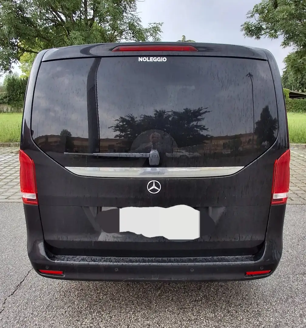 Mercedes-Benz V Classe V - W447 2019 Extralong 250 d Premium auto Nero - 2