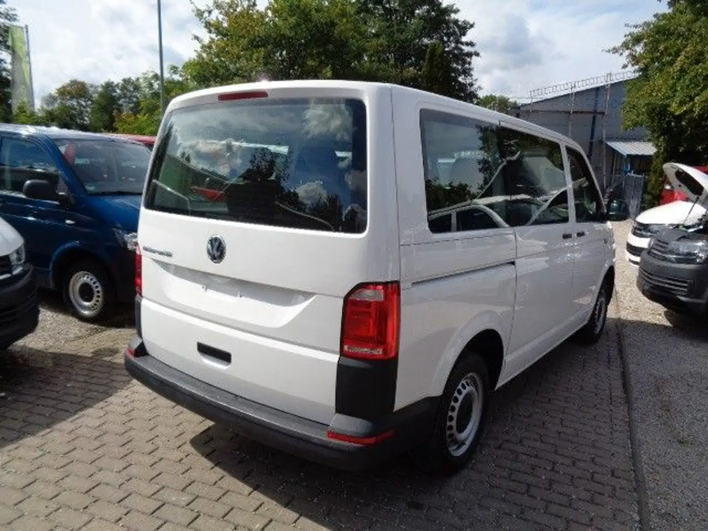 Volkswagen T6 Kombi T6  9-Sitzer-Stoff  1. Hand Klima Weiß - 2