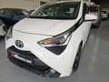 Toyota Aygo 1.0 VVT-i x-play Weiß - thumbnail 3