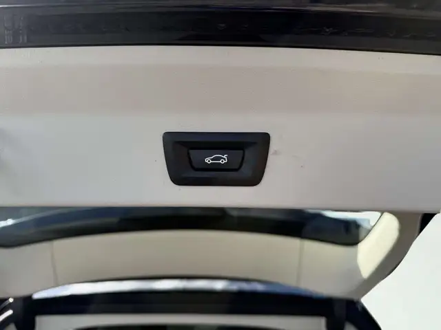 BMW Ix3 view 24