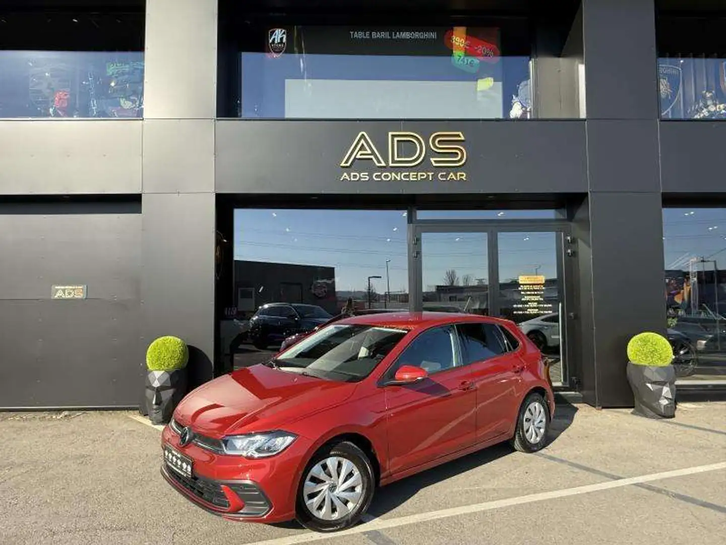 Volkswagen Polo VI Life 1.0 Rouge - 2