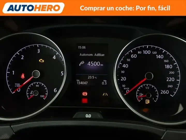 Volkswagen Touran 2019, foto 27