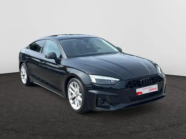 Audi A5 view 5