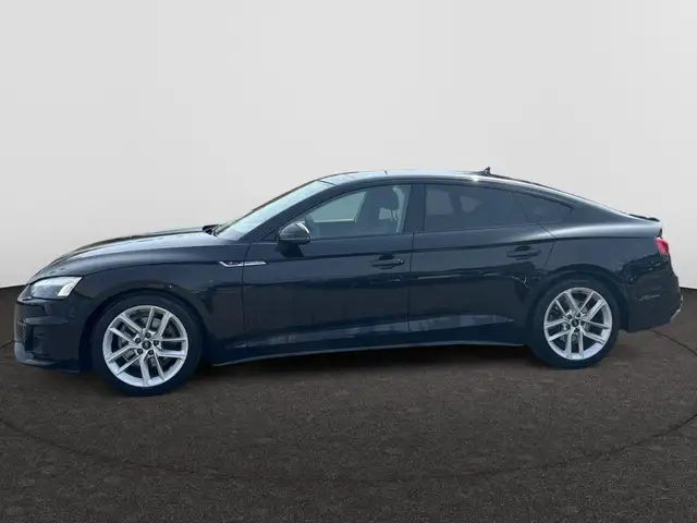 Audi A5 view 9
