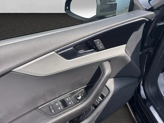 Audi A5 view 11