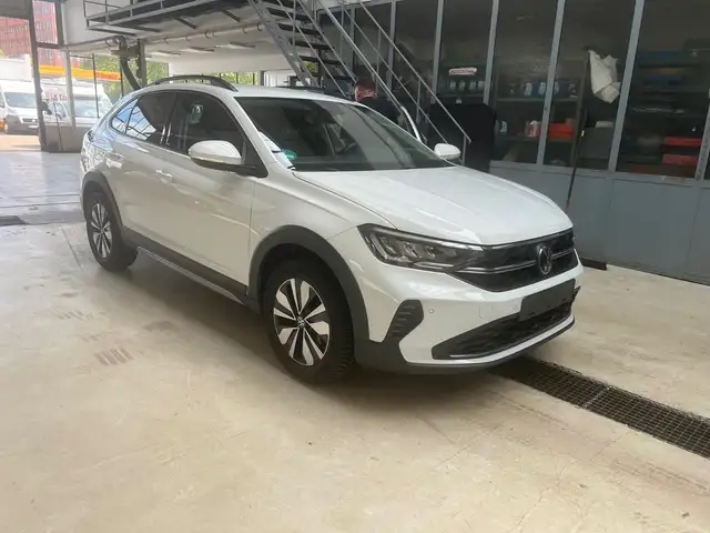 Volkswagen Taigo Move-Wie Neu