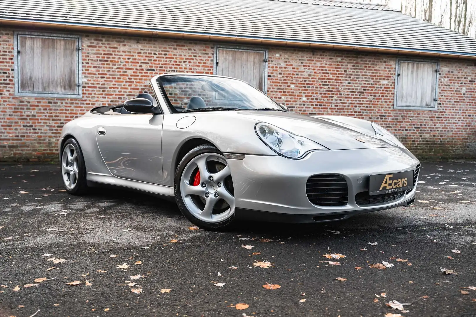 Porsche 996 911 CARRERA 4S / CABRIOLET / MANUAL / BOSE / TOP Zilver - 2
