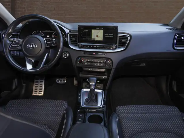 Kia Ceed view 13
