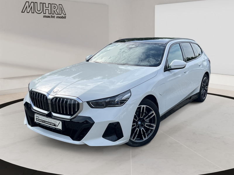 BMW 550 e xDrive Touring M Sport 19" AHK Pano B&W — photo 2