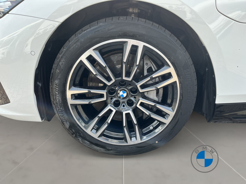 BMW 550 e xDrive Touring M Sport 19" AHK Pano B&W — photo 8