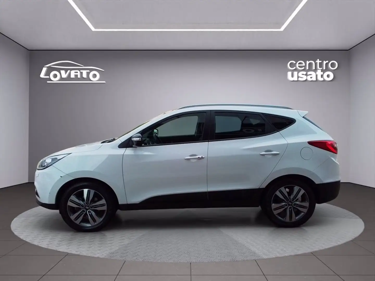 Hyundai iX35 1.7 CRDi 2WD Xpossible Bianco - 2