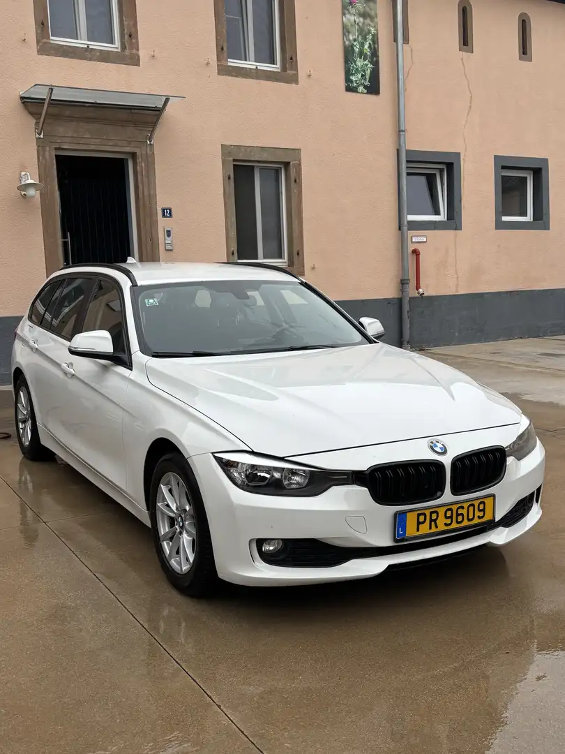 BMW 316 316d Touring - 1