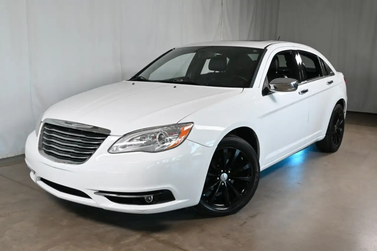 2013 Chrysler 200