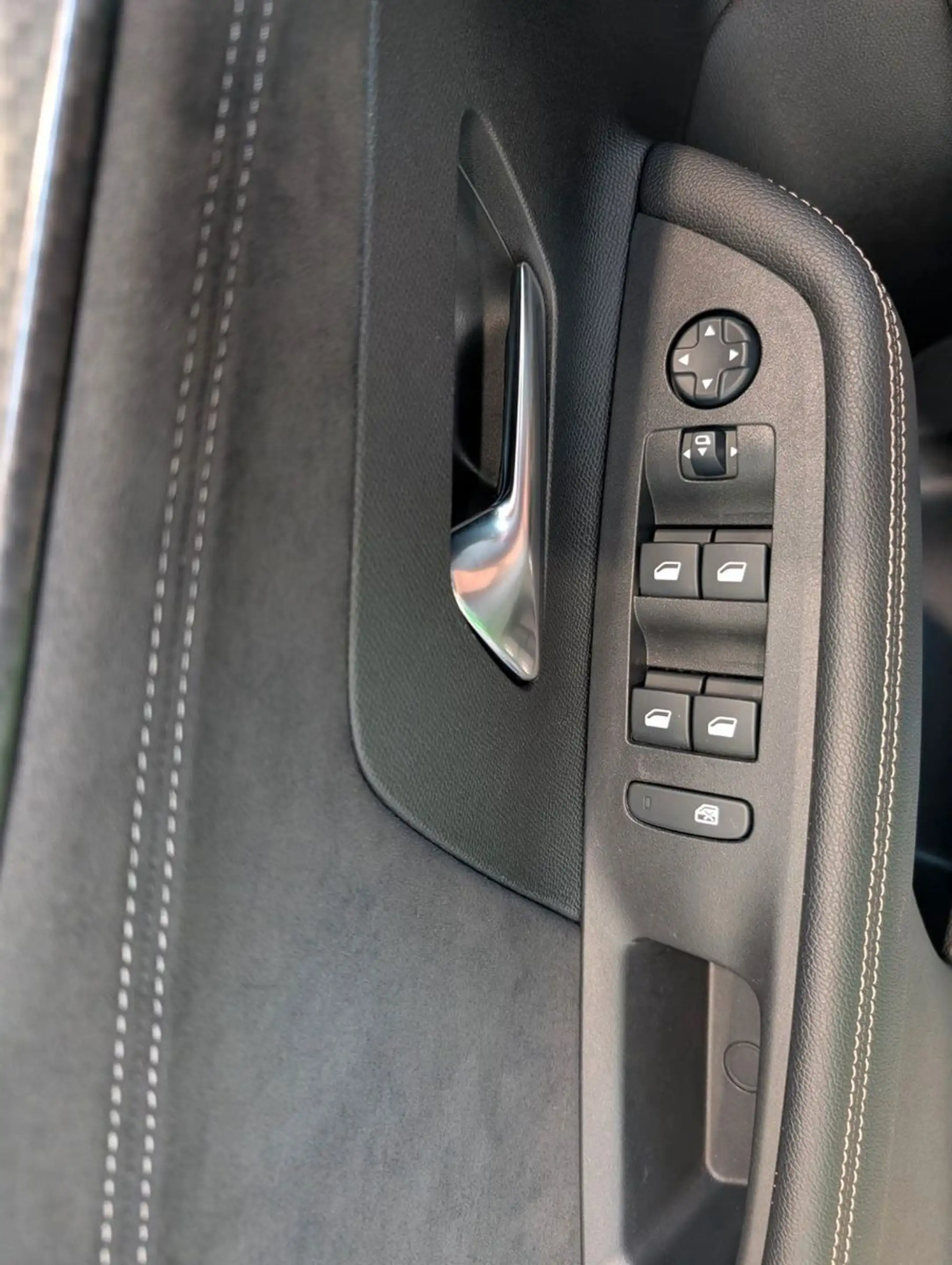 Opel Mokka-E Mokka SH LH Navi Android Apple Kamera LED 11 kWh — photo 11