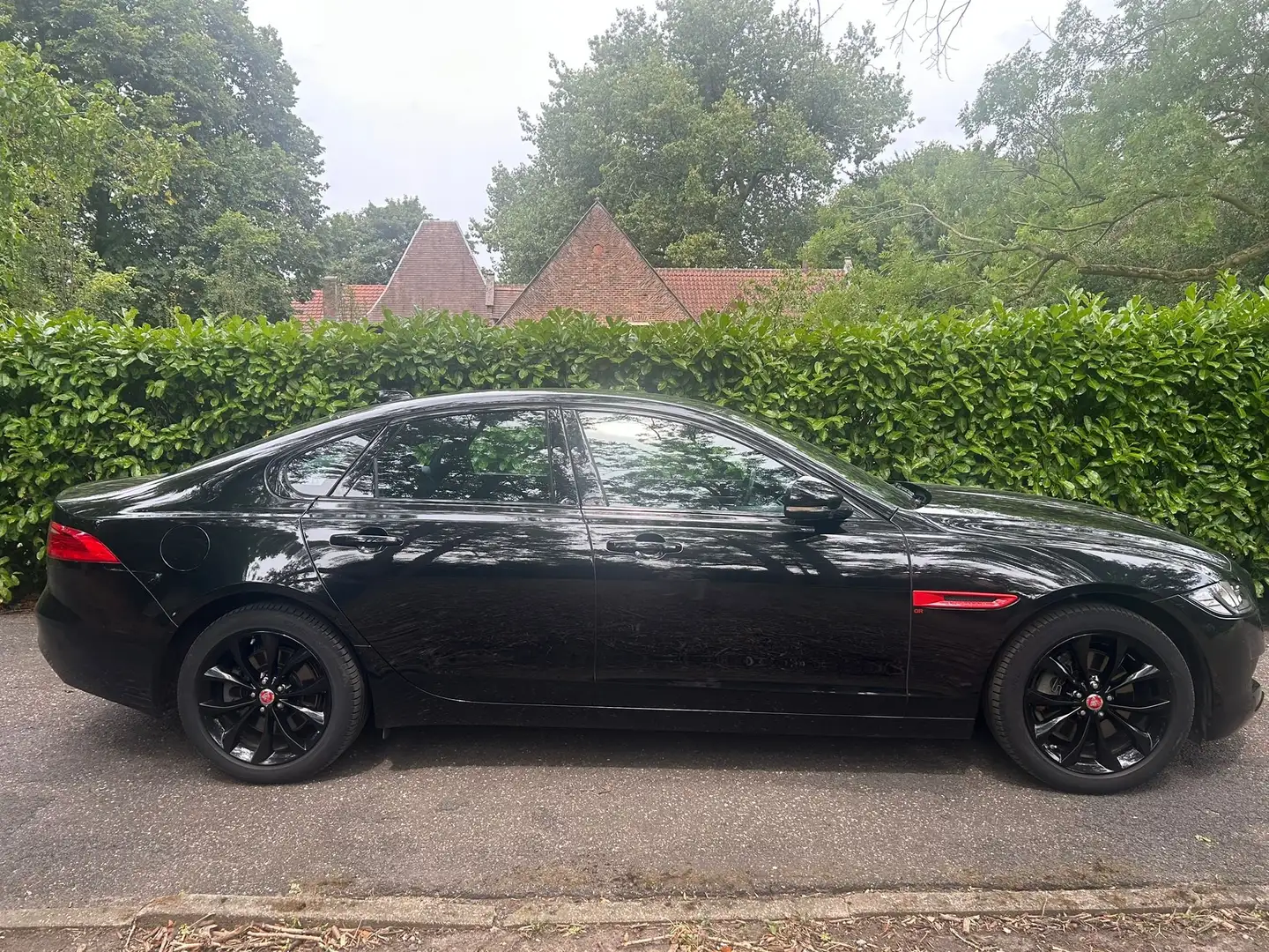 Jaguar XF XF P250 SE Noir - 2