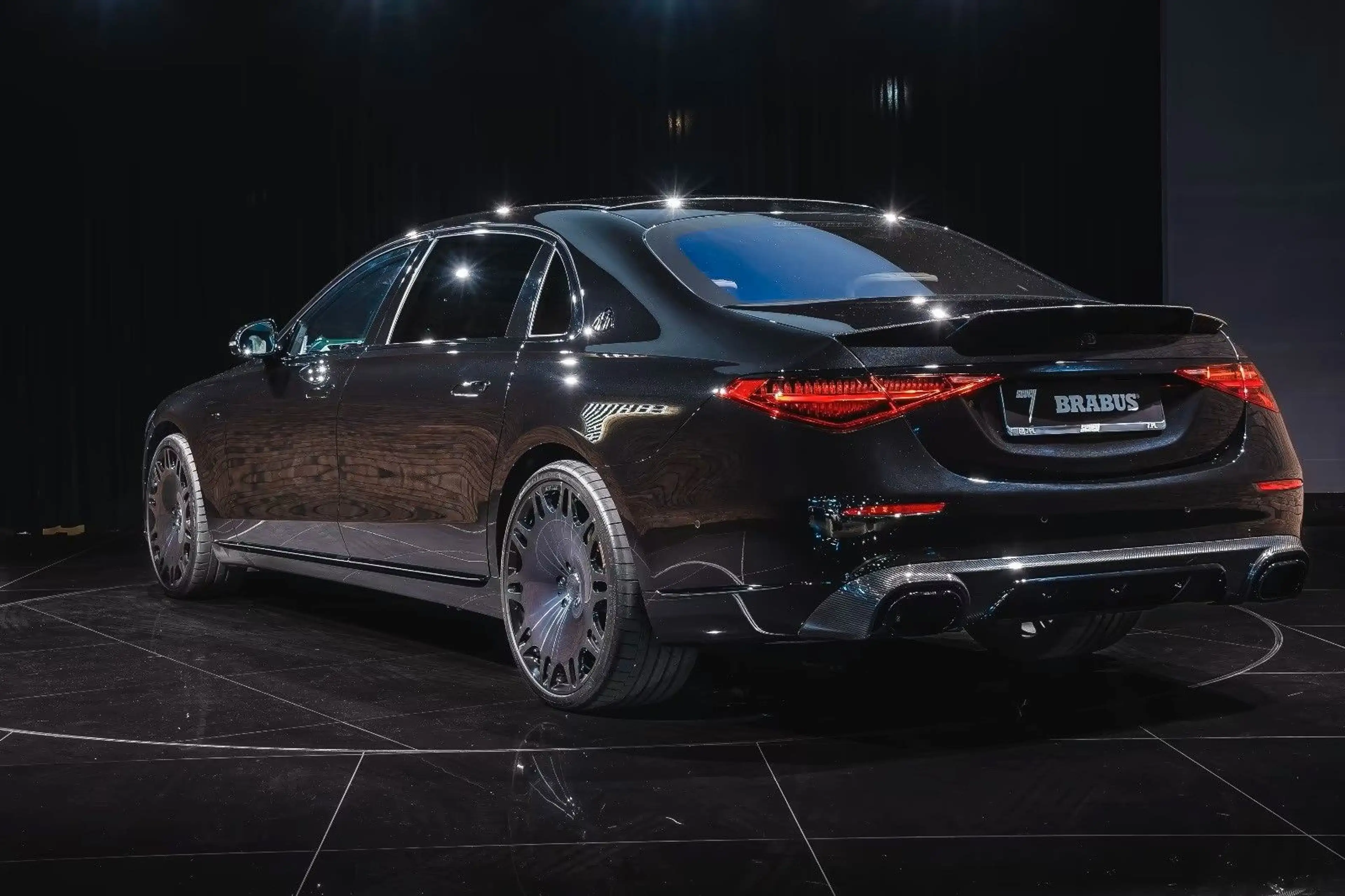 Mercedes-Benz S 680 Maybach S680 V12 | 4Matic | BRABUS carbon kit — photo 7