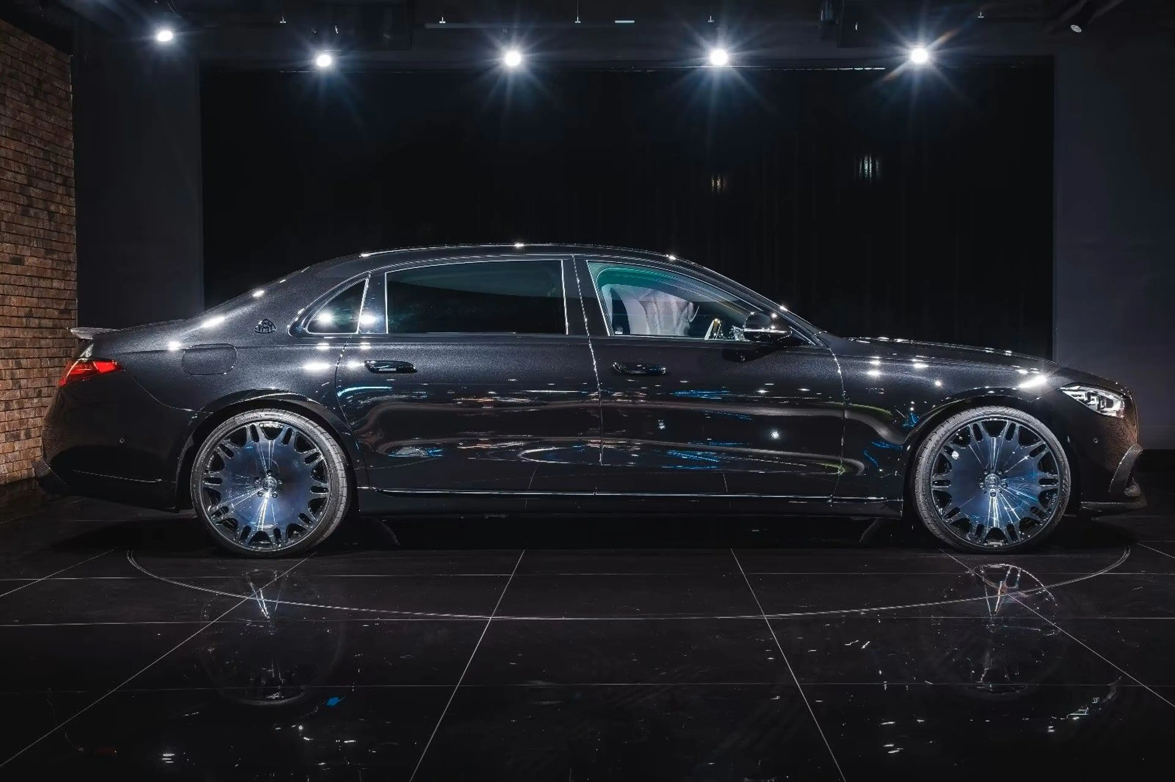 Mercedes-Benz S 680 Maybach S680 V12 | 4Matic | BRABUS carbon kit — photo 4