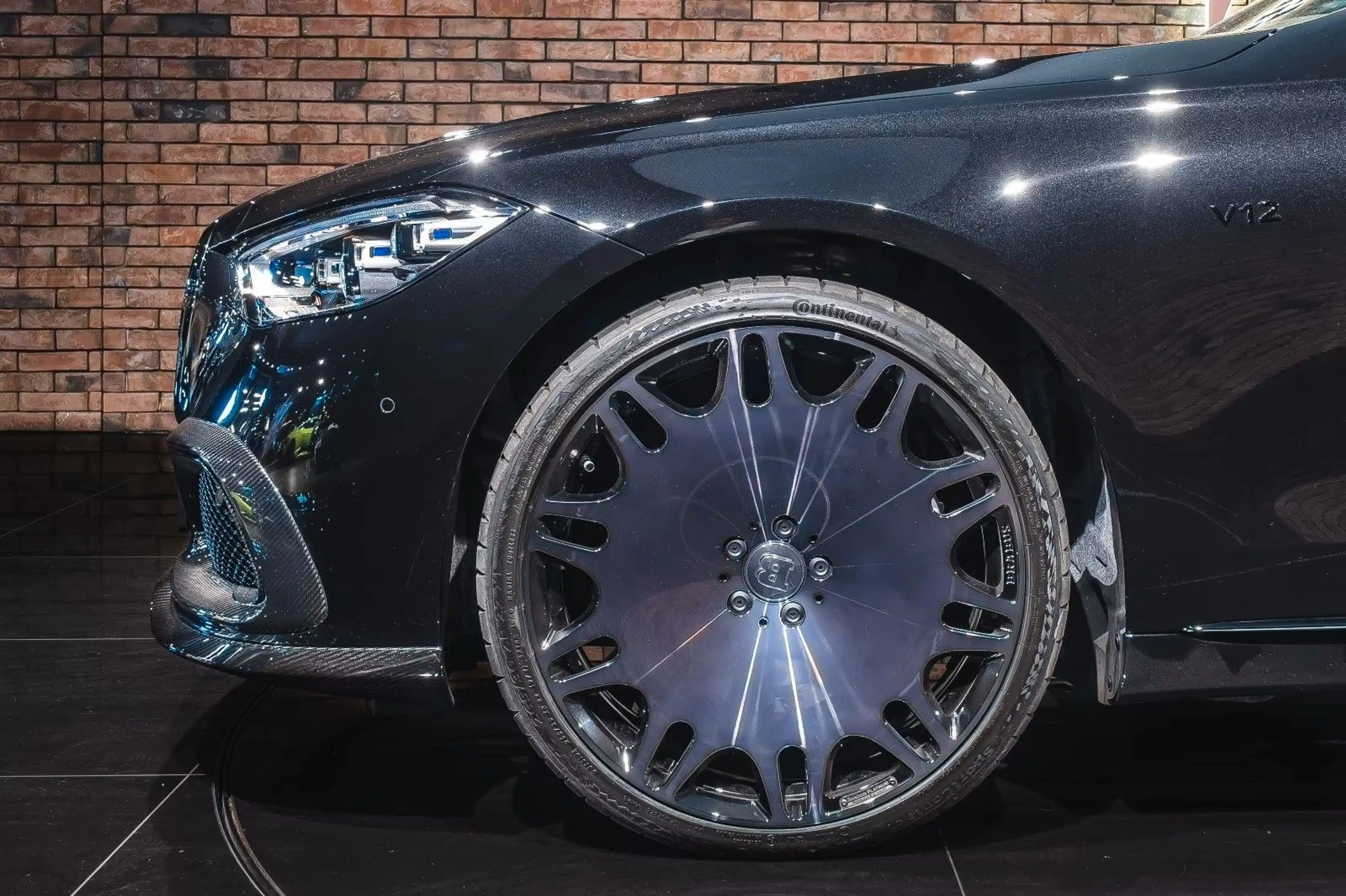 Mercedes-Benz S 680 Maybach S680 V12 | 4Matic | BRABUS carbon kit — photo 10